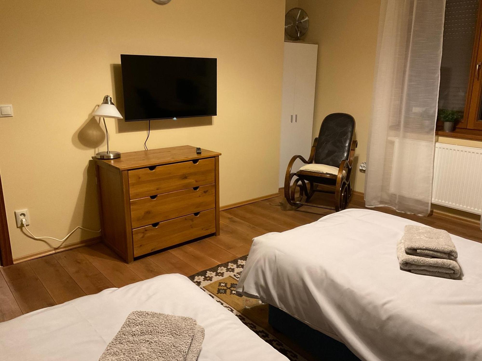 Apartman U Lesa Nové Jirny Exteriör bild