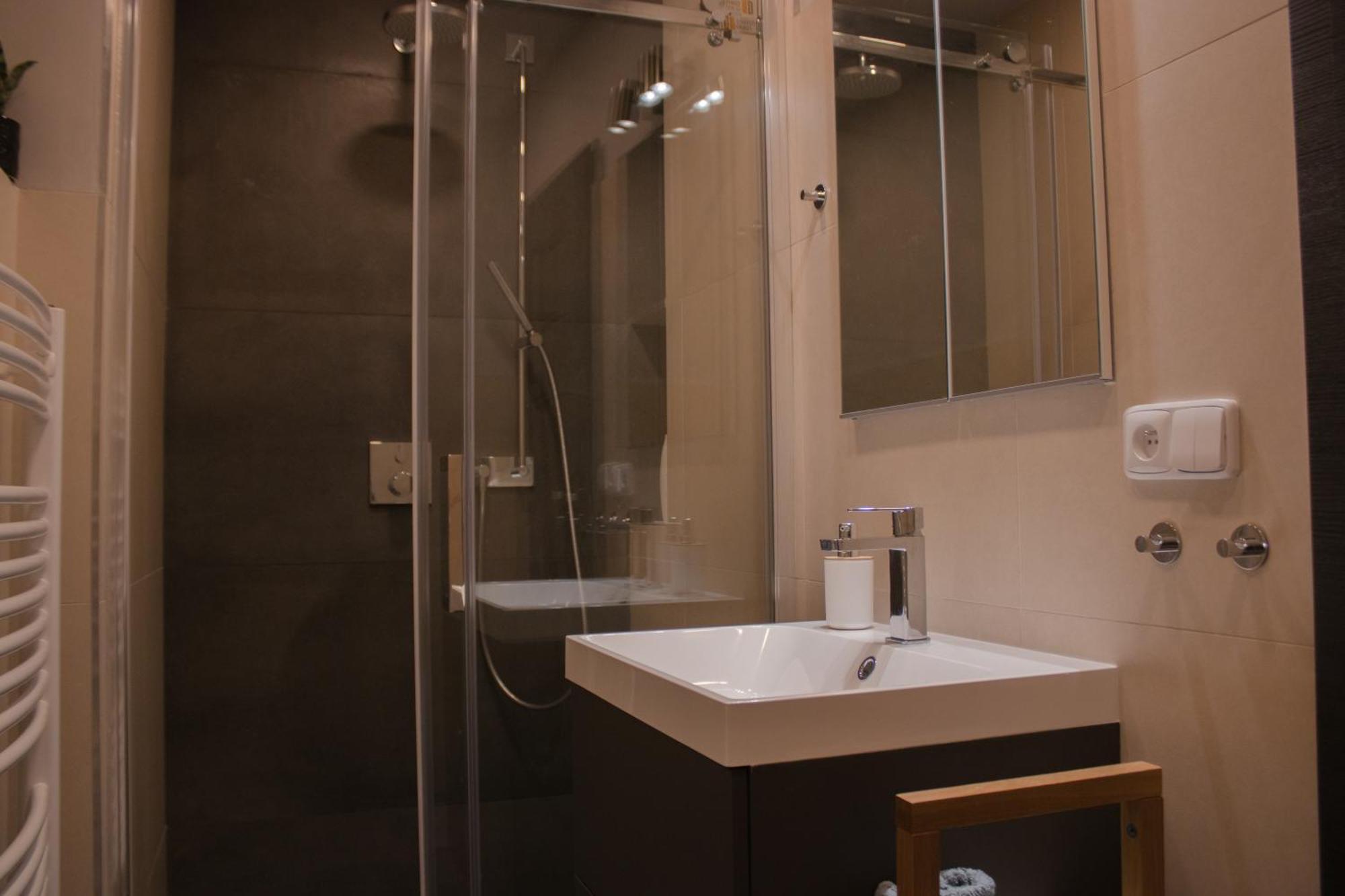 Apartman U Lesa Nové Jirny Exteriör bild